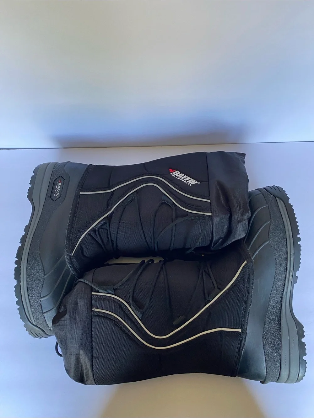 Baffin Icefield Woman’s Boots Size 9 Black Like new
